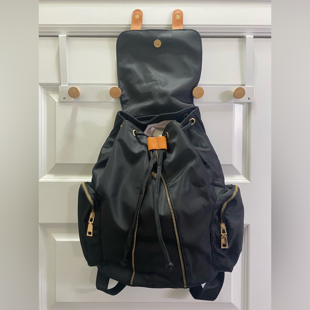 Olive Threadz Drawstring Backpack - Picture 4 of 8